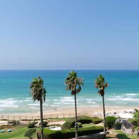 Sea View Stylish 1Br With Balcony By Beachfront Stay Herzelia Eksteriør billede