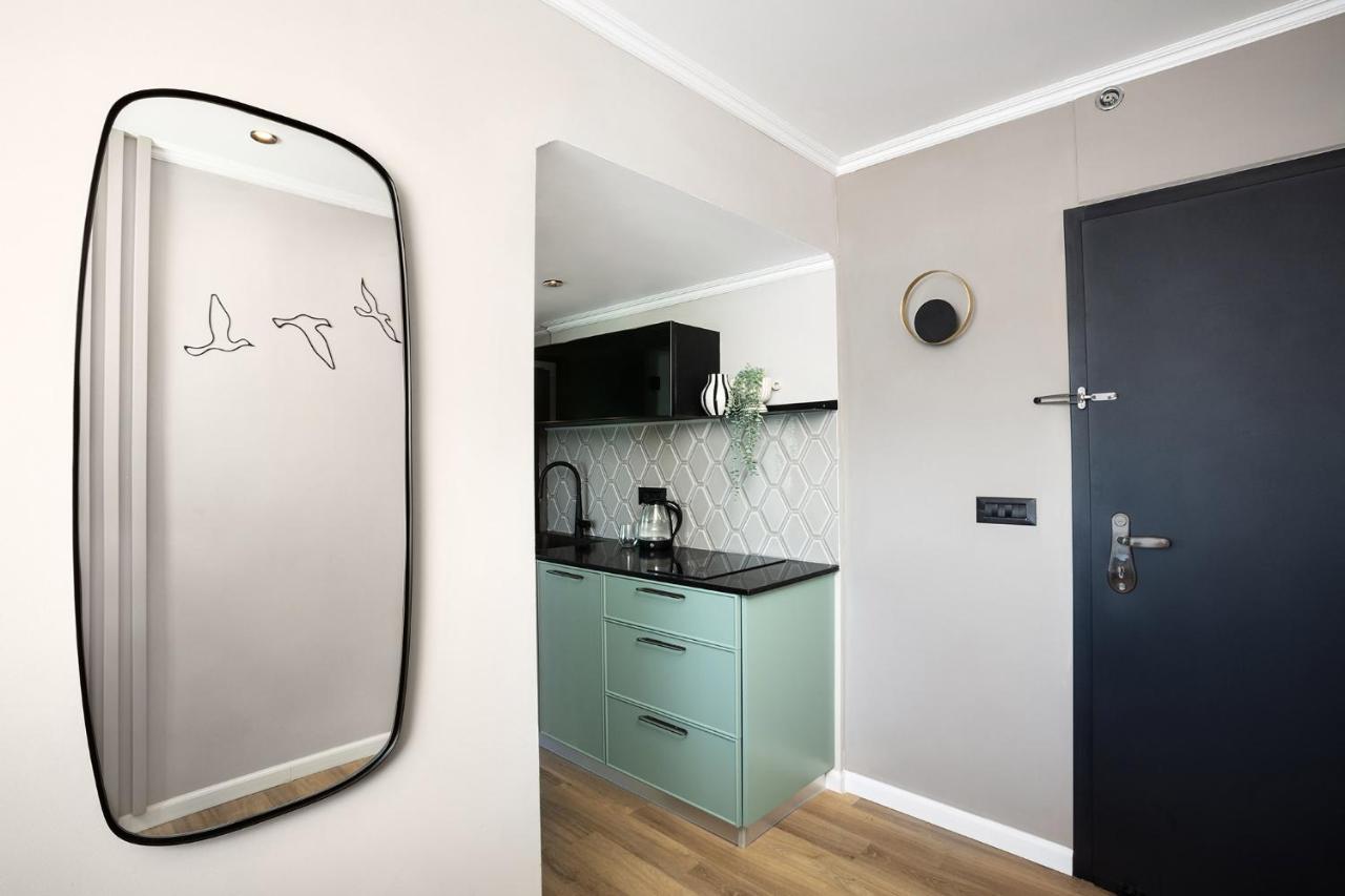 Sea View Stylish 1Br With Balcony By Beachfront Stay Herzelia Eksteriør billede