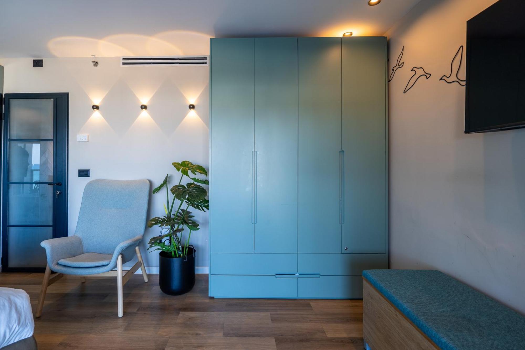 Sea View Stylish 1Br With Balcony By Beachfront Stay Herzelia Eksteriør billede